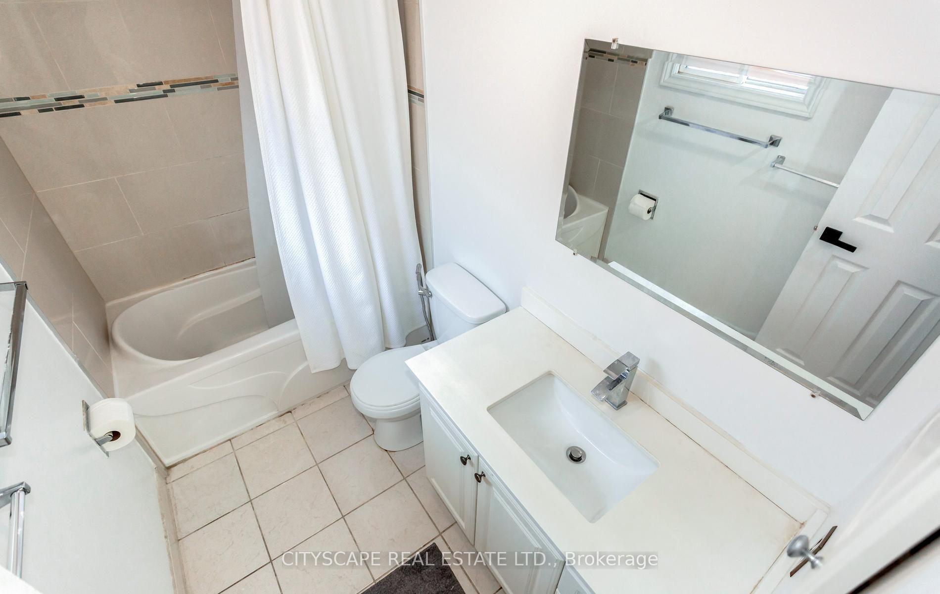 Photo 29 of 5259 Astwell Avenue, Mississauga, Hurontario — HOMEH