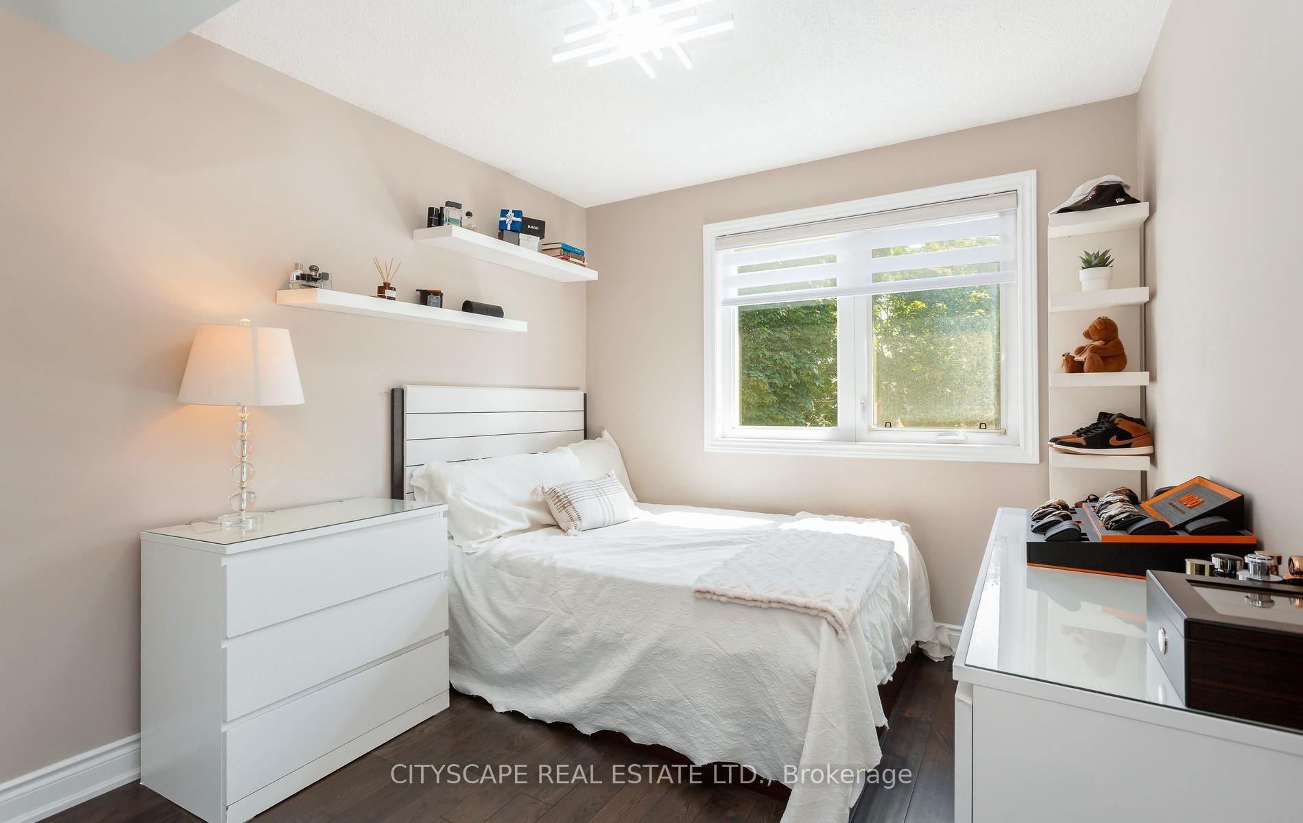 Photo 30 of 5259 Astwell Avenue, Mississauga, Hurontario — HOMEH