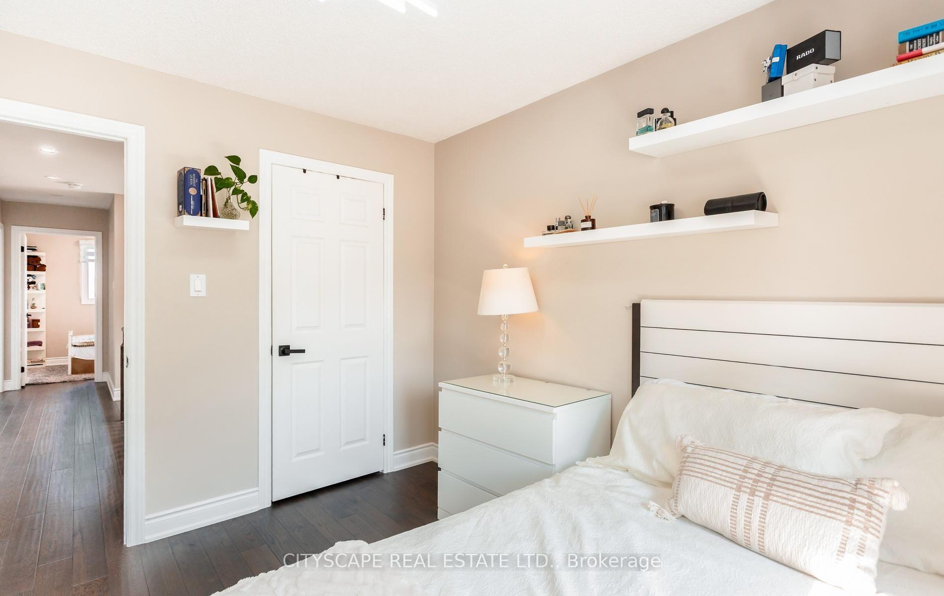 Photo 32 of 5259 Astwell Avenue, Mississauga, Hurontario — HOMEH
