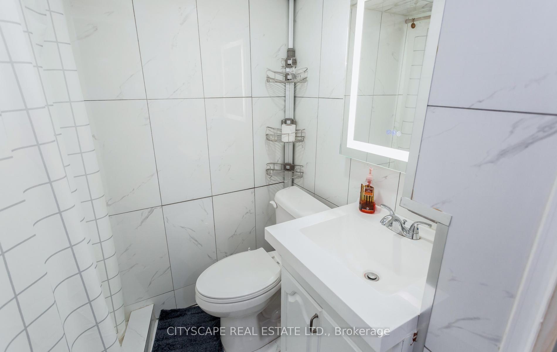 Photo 42 of 5259 Astwell Avenue, Mississauga, Hurontario — HOMEH