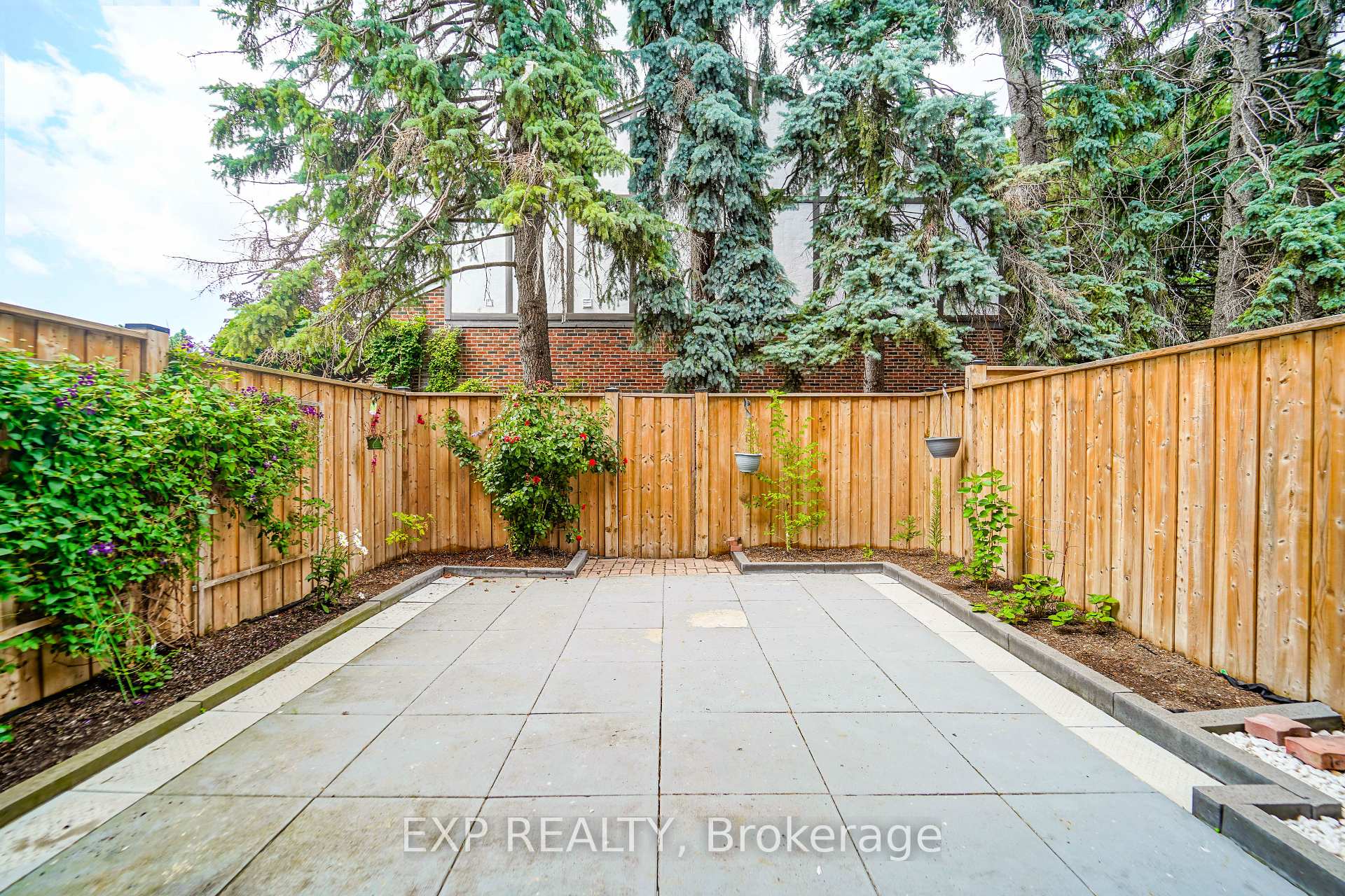 Photo 37 of Unit 30, 288 Simonston Boulevard, Markham, German Mills — HOMEH