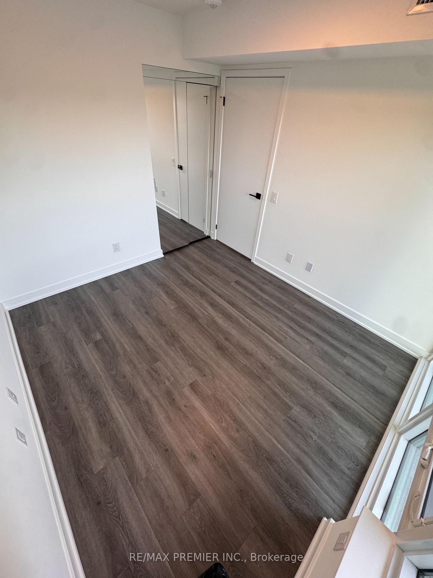 Photo 8 of Unit 1806, 609 Sherbourne Street, Toronto, North St. James Town — HOMEH