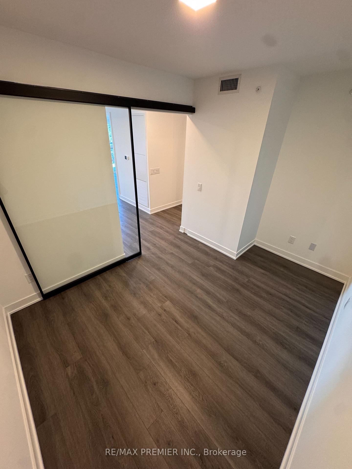 Photo 9 of Unit 1806, 609 Sherbourne Street, Toronto, North St. James Town — HOMEH