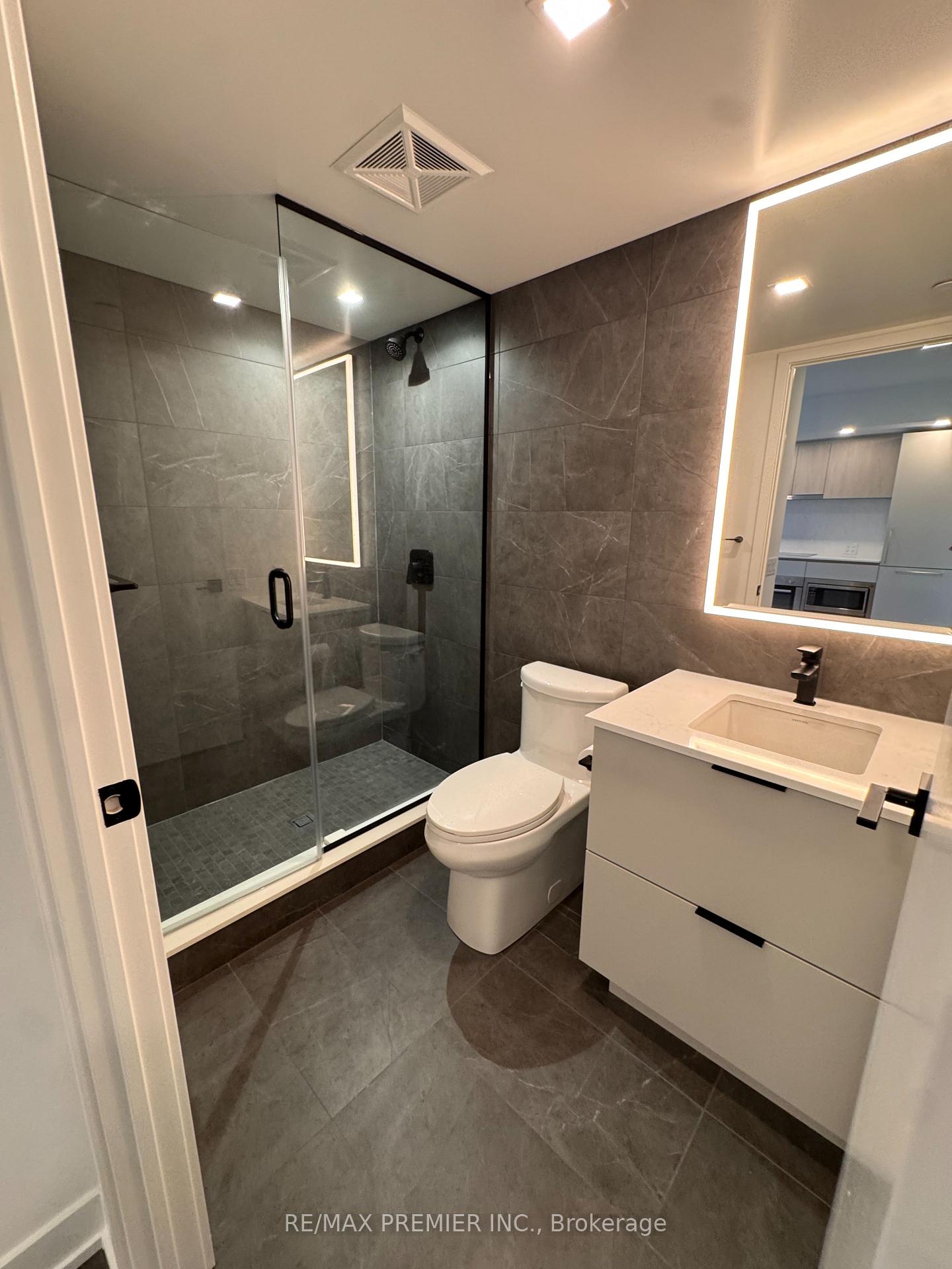 Photo 12 of Unit 1806, 609 Sherbourne Street, Toronto, North St. James Town — HOMEH