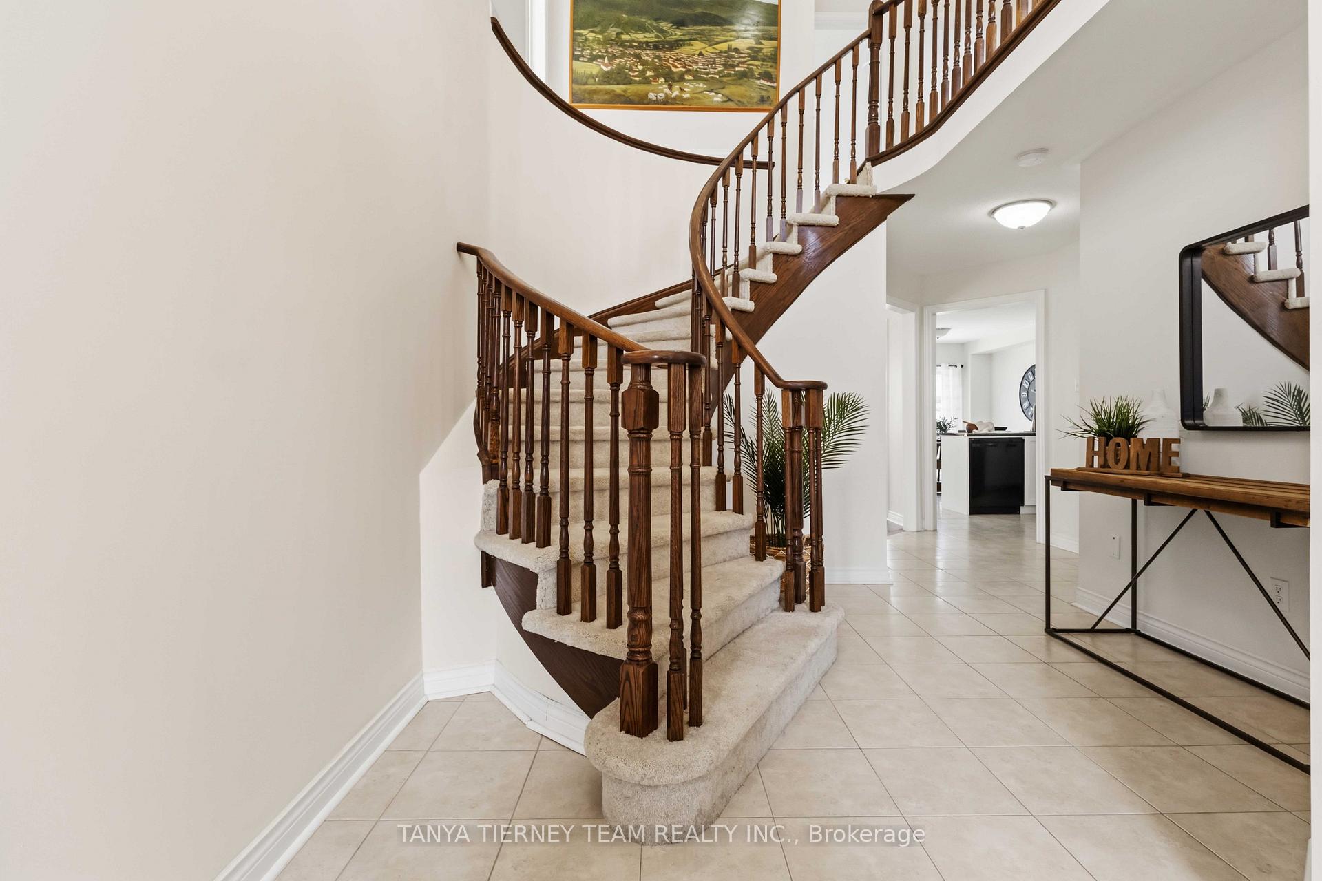 Photo 7 of 31 Chatterson Street, Whitby, Rolling Acres — HOMEH