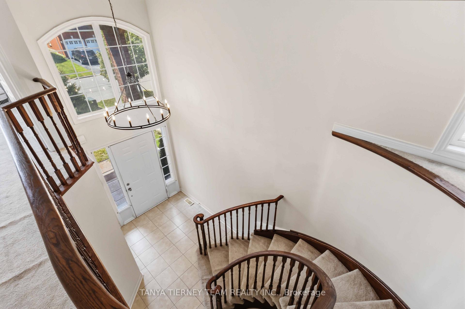 Photo 25 of 31 Chatterson Street, Whitby, Rolling Acres — HOMEH