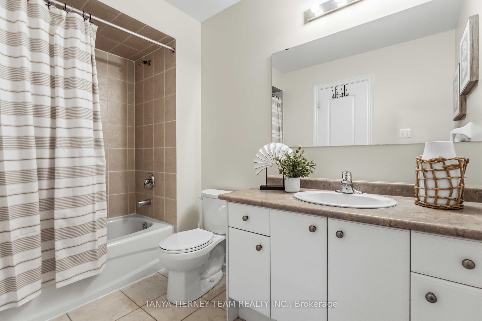 Photo 29 of 31 Chatterson Street, Whitby, Rolling Acres — HOMEH