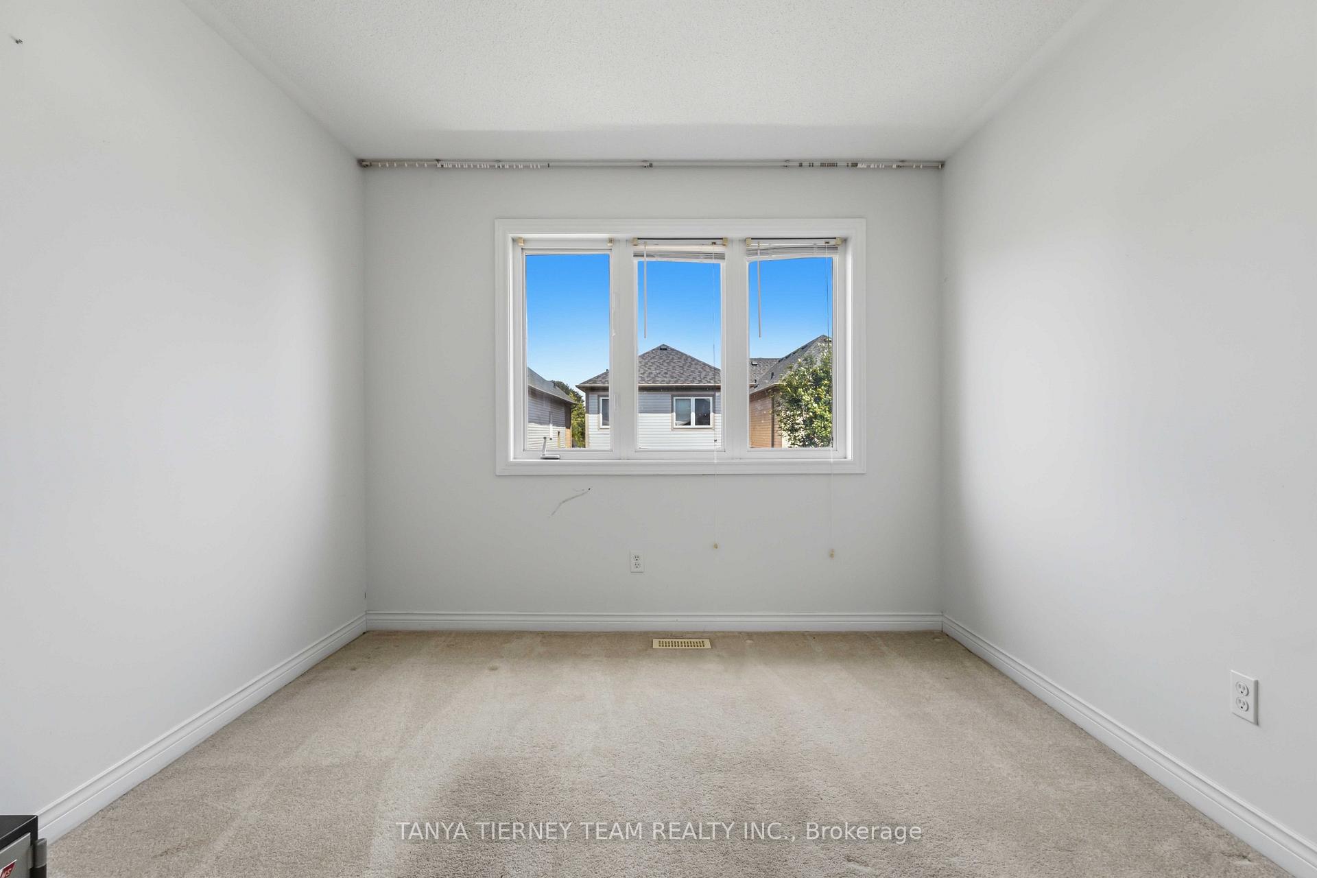 Photo 31 of 31 Chatterson Street, Whitby, Rolling Acres — HOMEH
