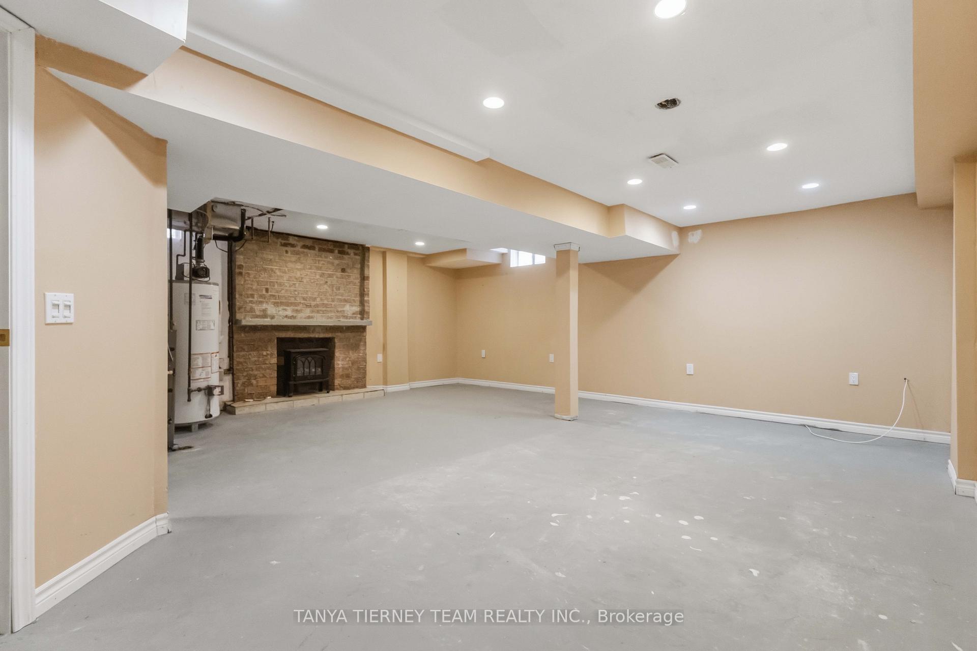 Photo 39 of 31 Chatterson Street, Whitby, Rolling Acres — HOMEH
