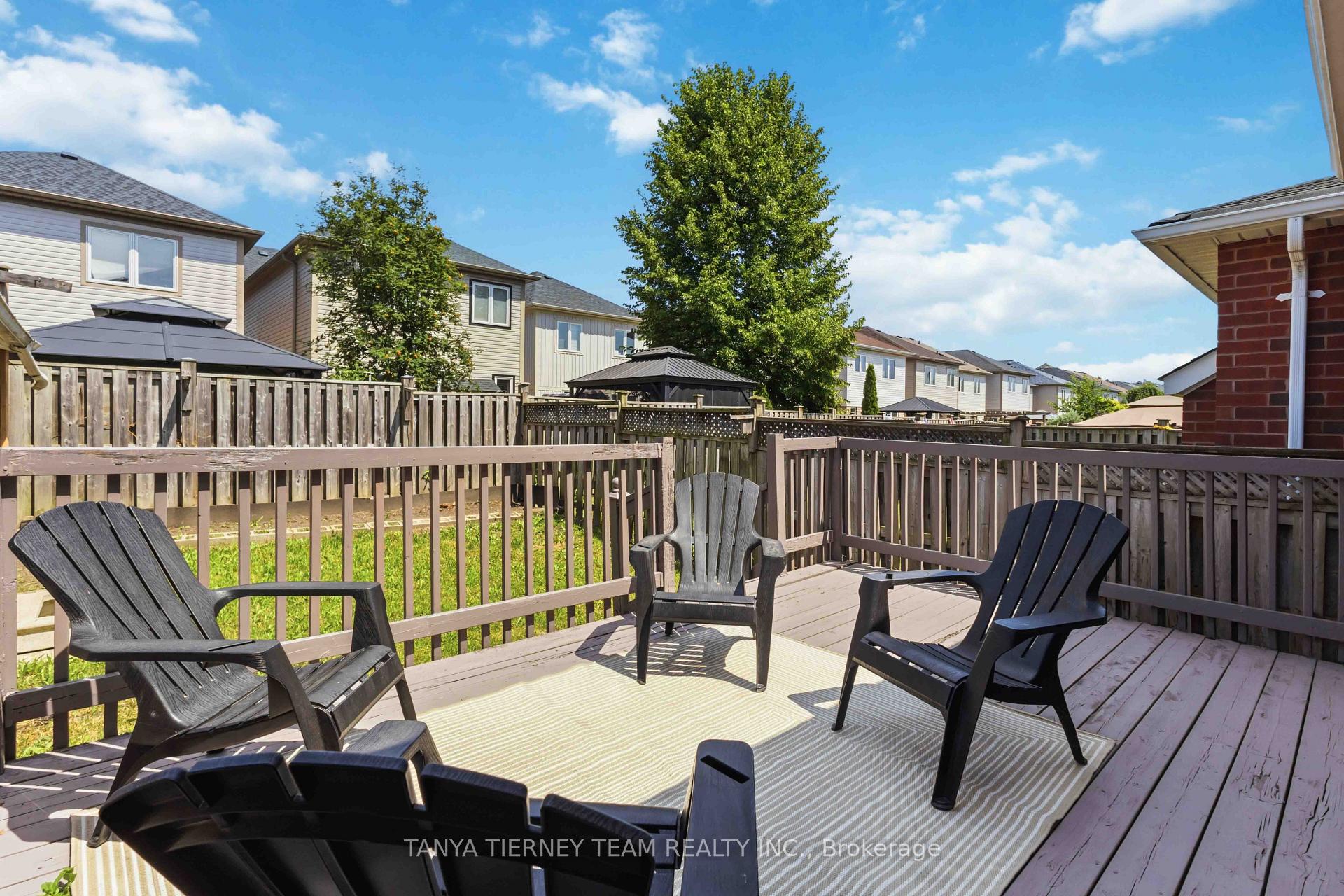 Photo 41 of 31 Chatterson Street, Whitby, Rolling Acres — HOMEH