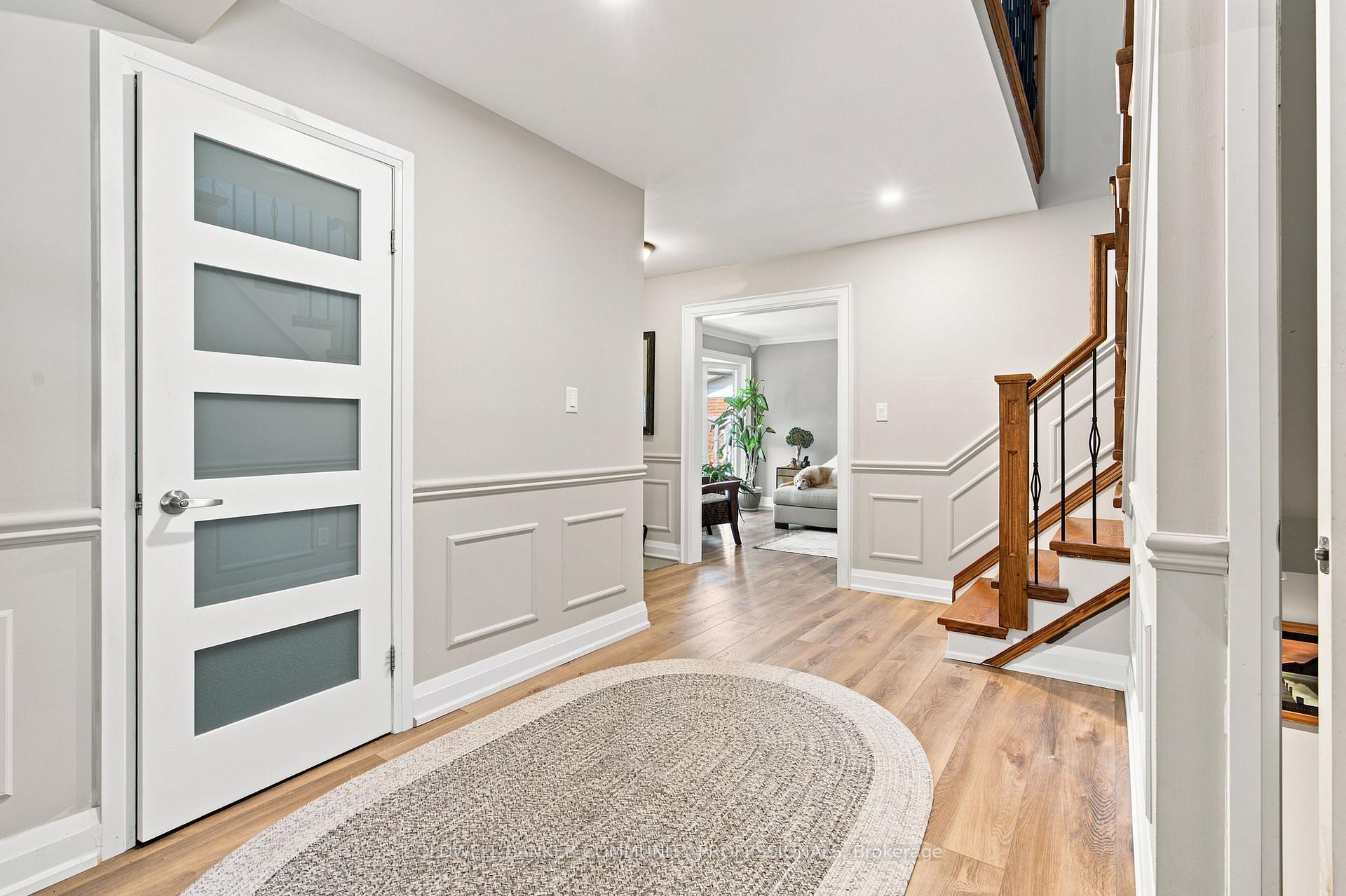 Photo 17 of 7 Apex Court, Hamilton, Stoney Creek Mountain — HOMEH