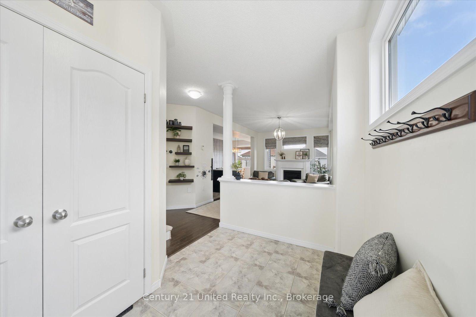 Photo 5 of 425 Florence Drive, Peterborough, Monaghan Ward 2 — HOMEH