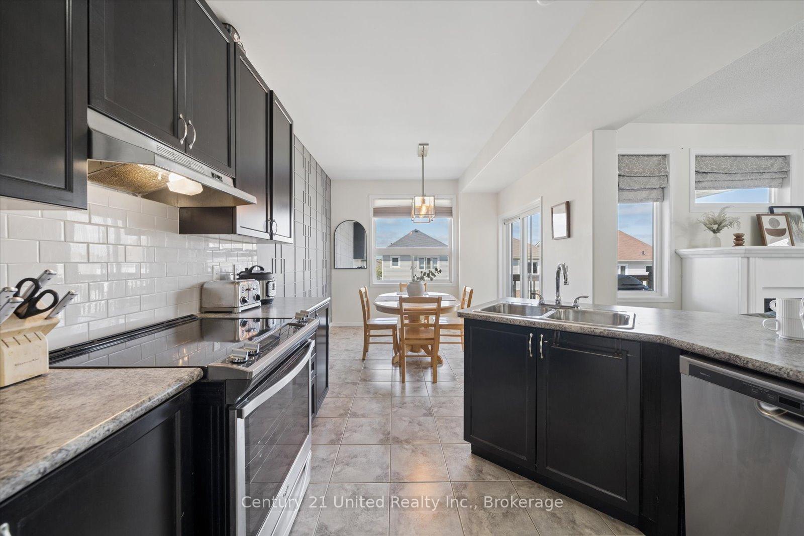 Photo 17 of 425 Florence Drive, Peterborough, Monaghan Ward 2 — HOMEH