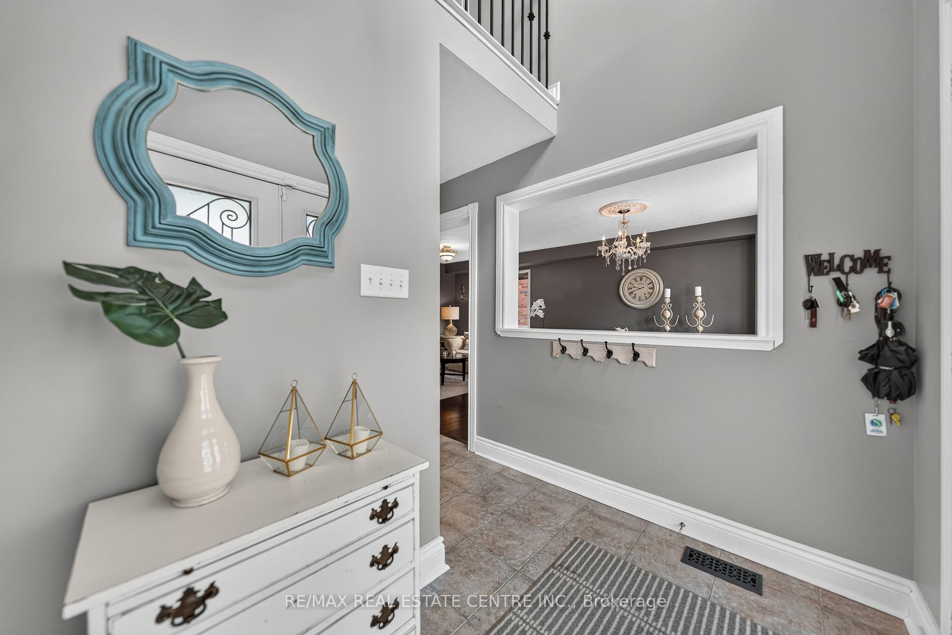Photo 4 of 72 Swift Crescent, Cambridge, Christopher-Champlain — HOMEH
