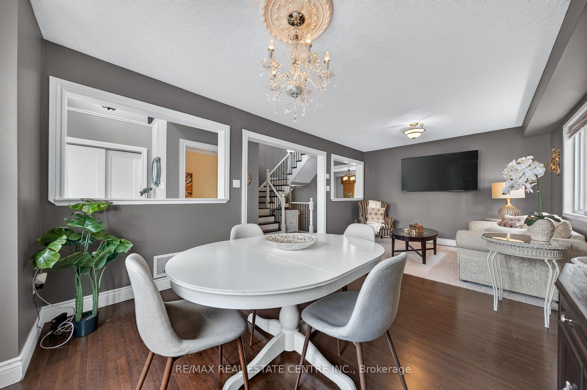 Photo 9 of 72 Swift Crescent, Cambridge, Christopher-Champlain — HOMEH
