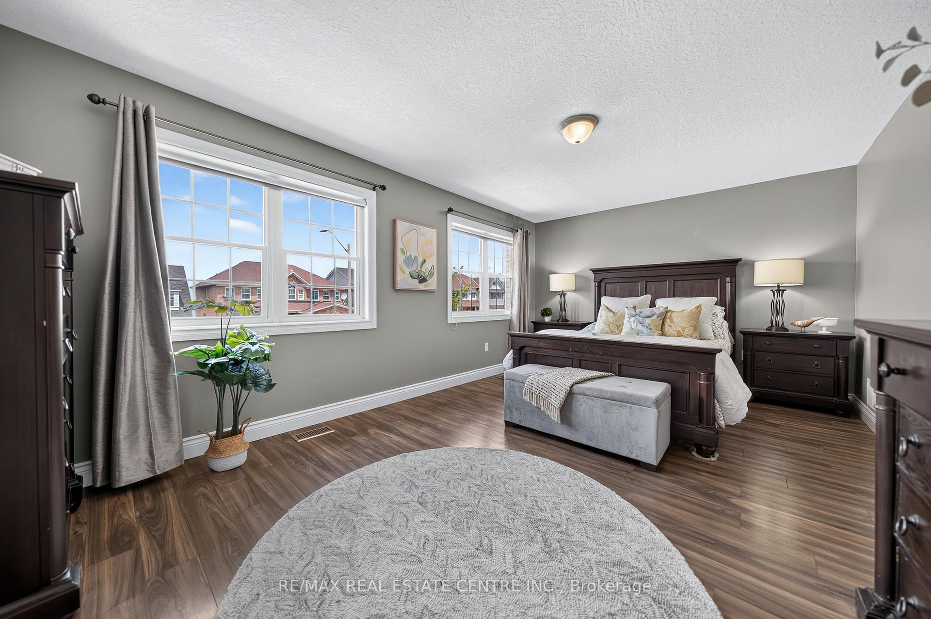 Photo 24 of 72 Swift Crescent, Cambridge, Christopher-Champlain — HOMEH