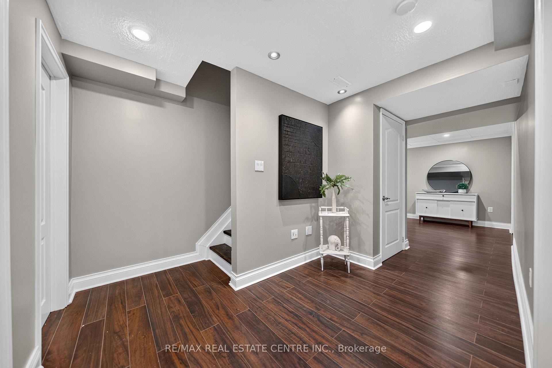 Photo 36 of 72 Swift Crescent, Cambridge, Christopher-Champlain — HOMEH
