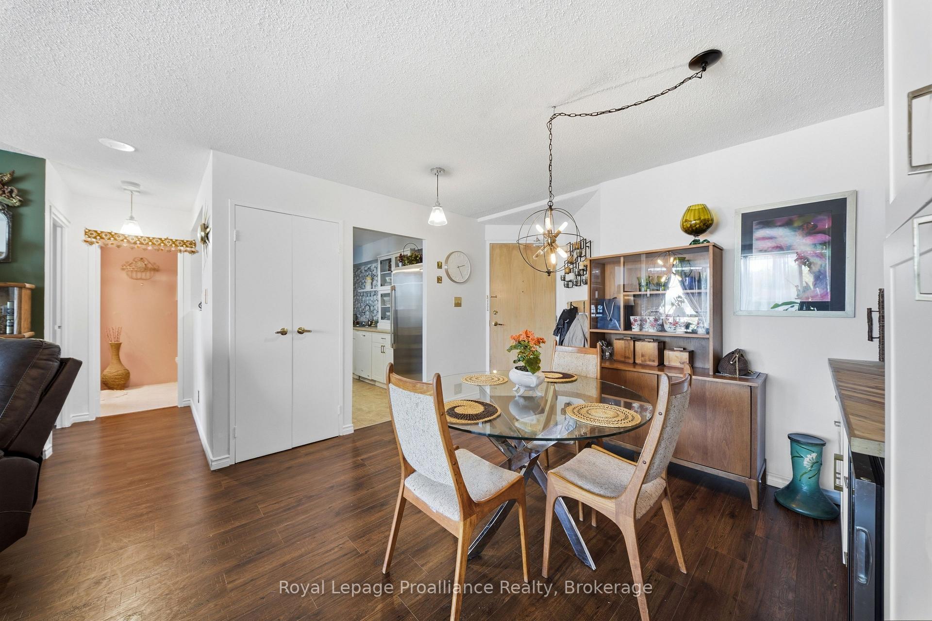 Photo 6 of Unit 401, 344 Front Street, Belleville, Belleville Ward — HOMEH