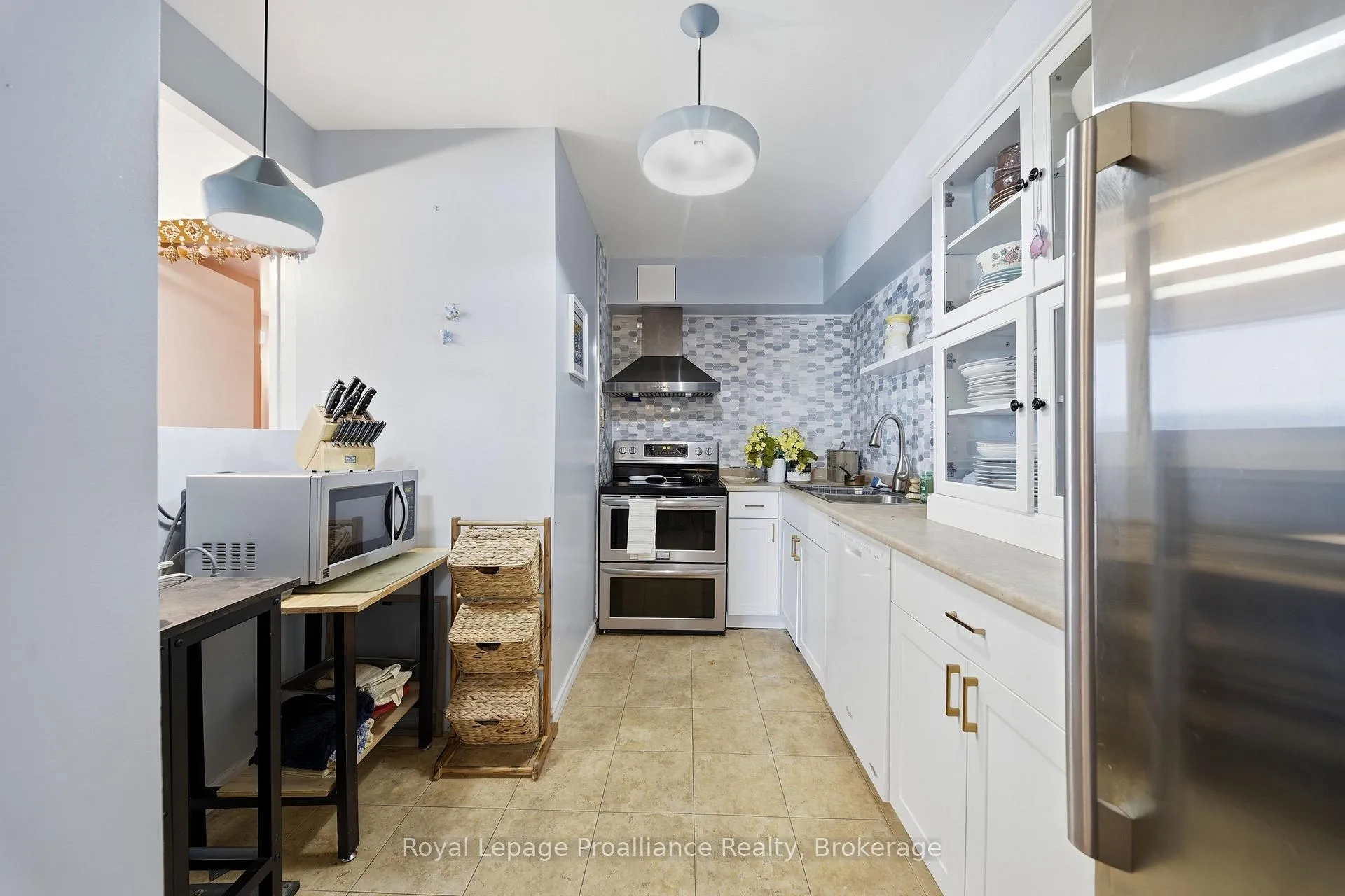 Photo 9 of Unit 401, 344 Front Street, Belleville, Belleville Ward — HOMEH