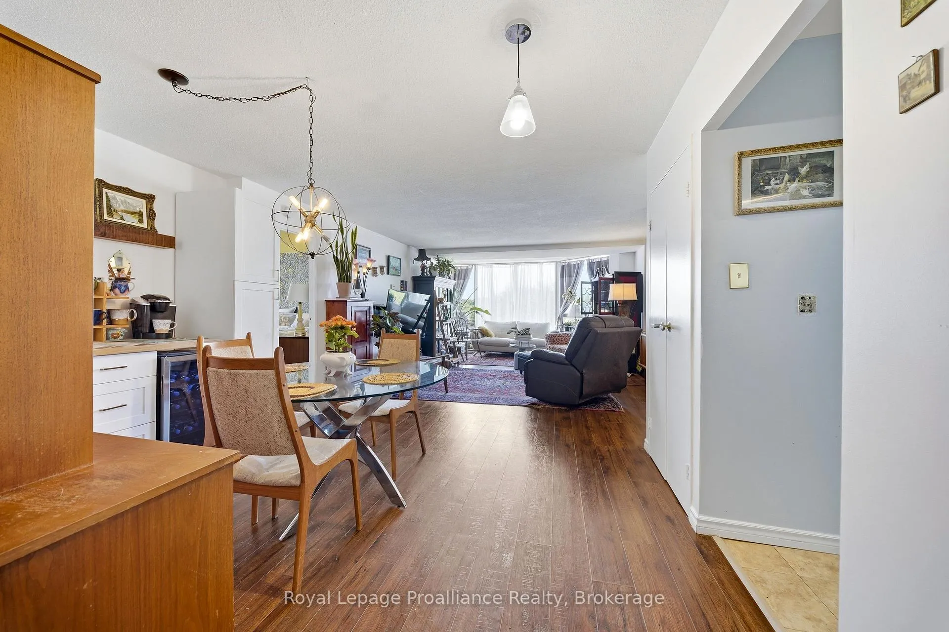 Photo 10 of Unit 401, 344 Front Street, Belleville, Belleville Ward — HOMEH