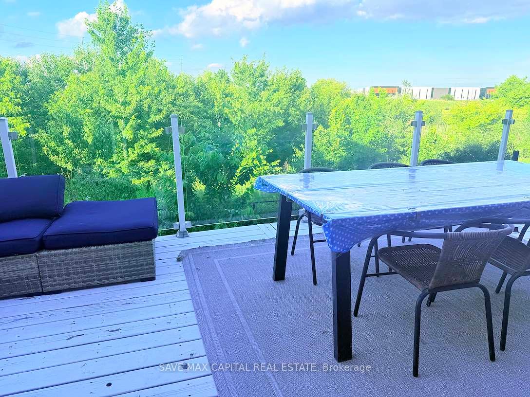 Photo 4 of 15 Apple Valley Way, Brampton, Bram East — HOMEH