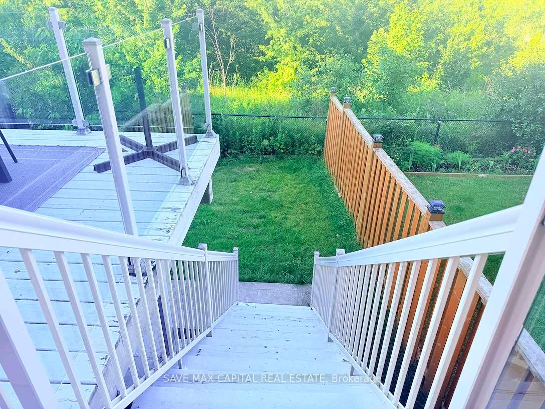 Photo 6 of 15 Apple Valley Way, Brampton, Bram East — HOMEH