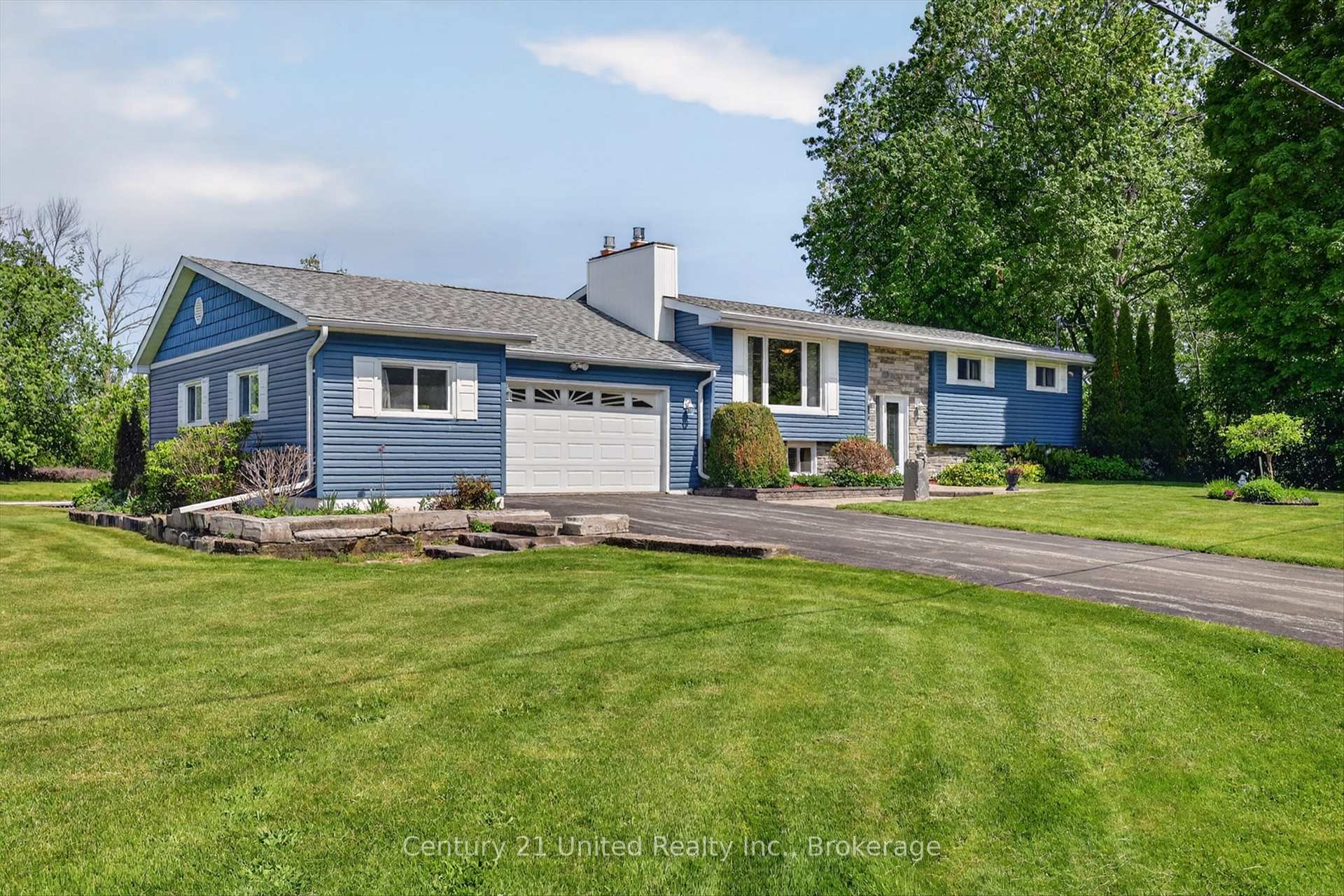 Photo 5 of 1190 Nuforest Drive, Selwyn — HOMEH