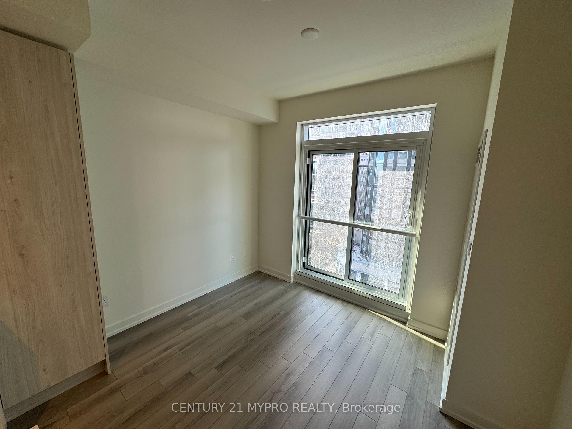 Photo 3 of Unit 1010, 89 Church Street, Toronto, Church-Yonge Corridor — HOMEH