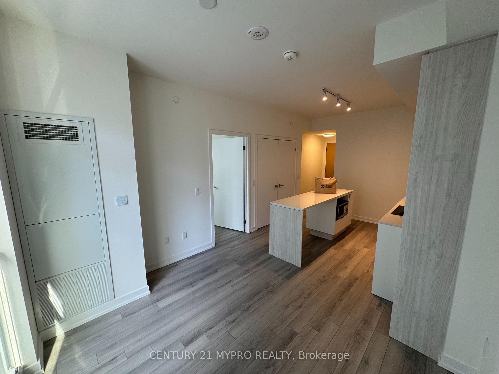 Photo 4 of Unit 1010, 89 Church Street, Toronto, Church-Yonge Corridor — HOMEH
