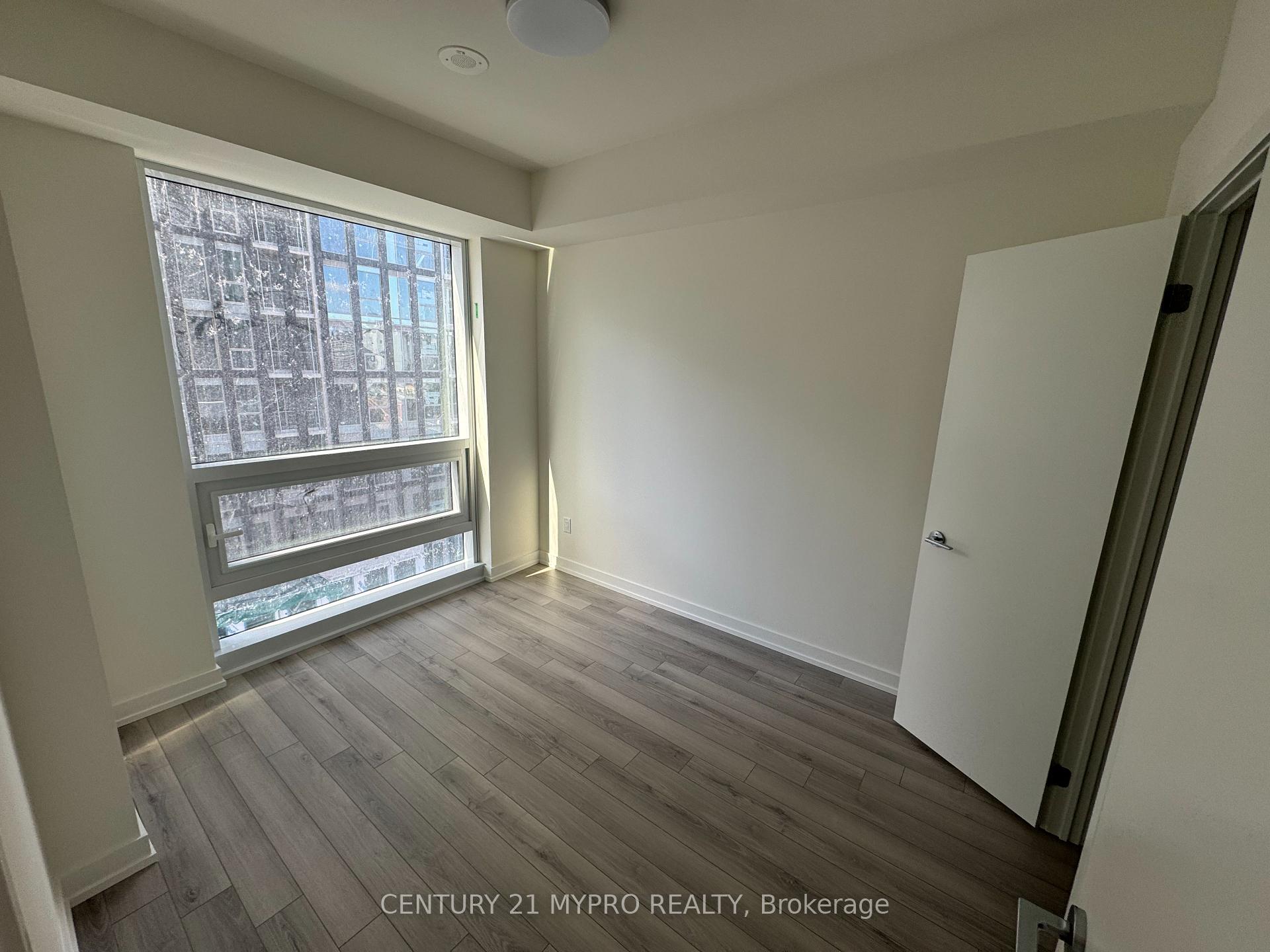 Photo 6 of Unit 1010, 89 Church Street, Toronto, Church-Yonge Corridor — HOMEH