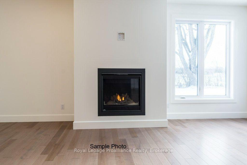 Photo 11 of 36 Fraser Drive, Quinte West, Sidney Ward — HOMEH