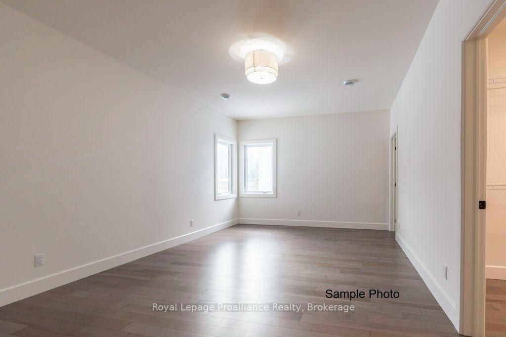 Photo 16 of 36 Fraser Drive, Quinte West, Sidney Ward — HOMEH
