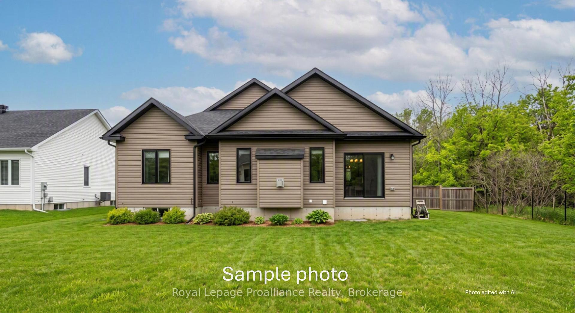 Photo 27 of 36 Fraser Drive, Quinte West, Sidney Ward — HOMEH