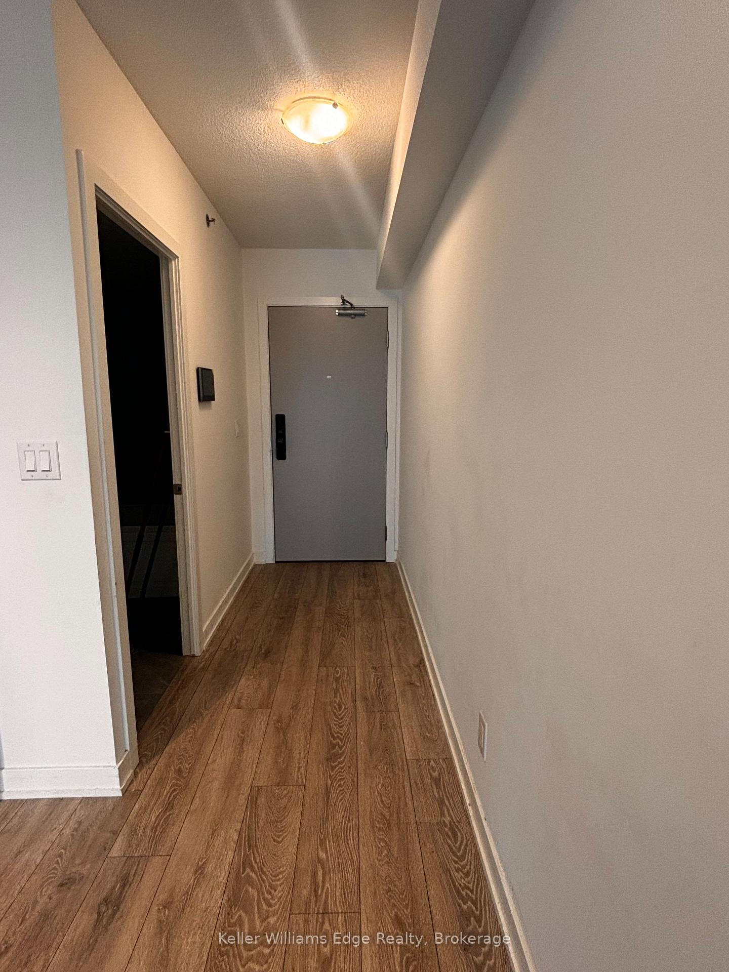 Photo 9 of Unit 9, 3200 Dakota Common, Burlington, Alton — HOMEH