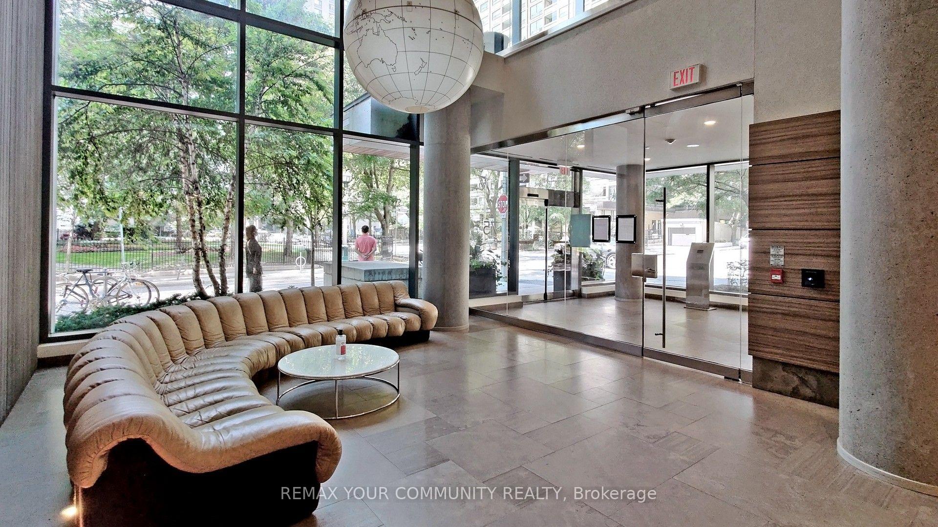 Photo 6 of Unit 2804, 75 St Nicholas Street, Toronto, Bay Street Corridor — HOMEH