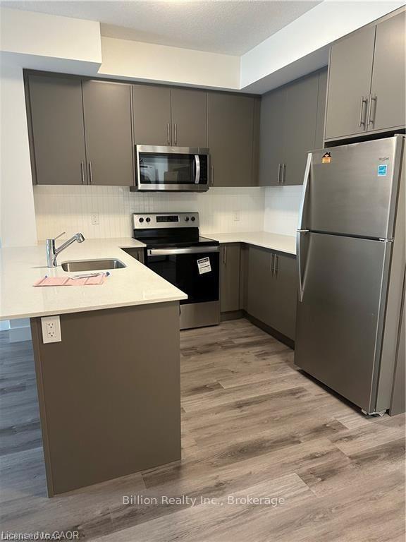 Photo 6 of Unit 202, 1201 Lackner Ridge, Kitchener, Grand River North — HOMEH
