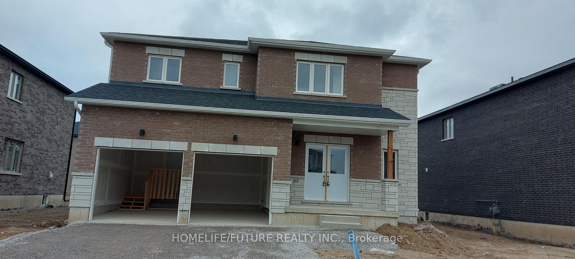 Photo 2 of 11 Bird Street, Norfolk, Simcoe — HOMEH