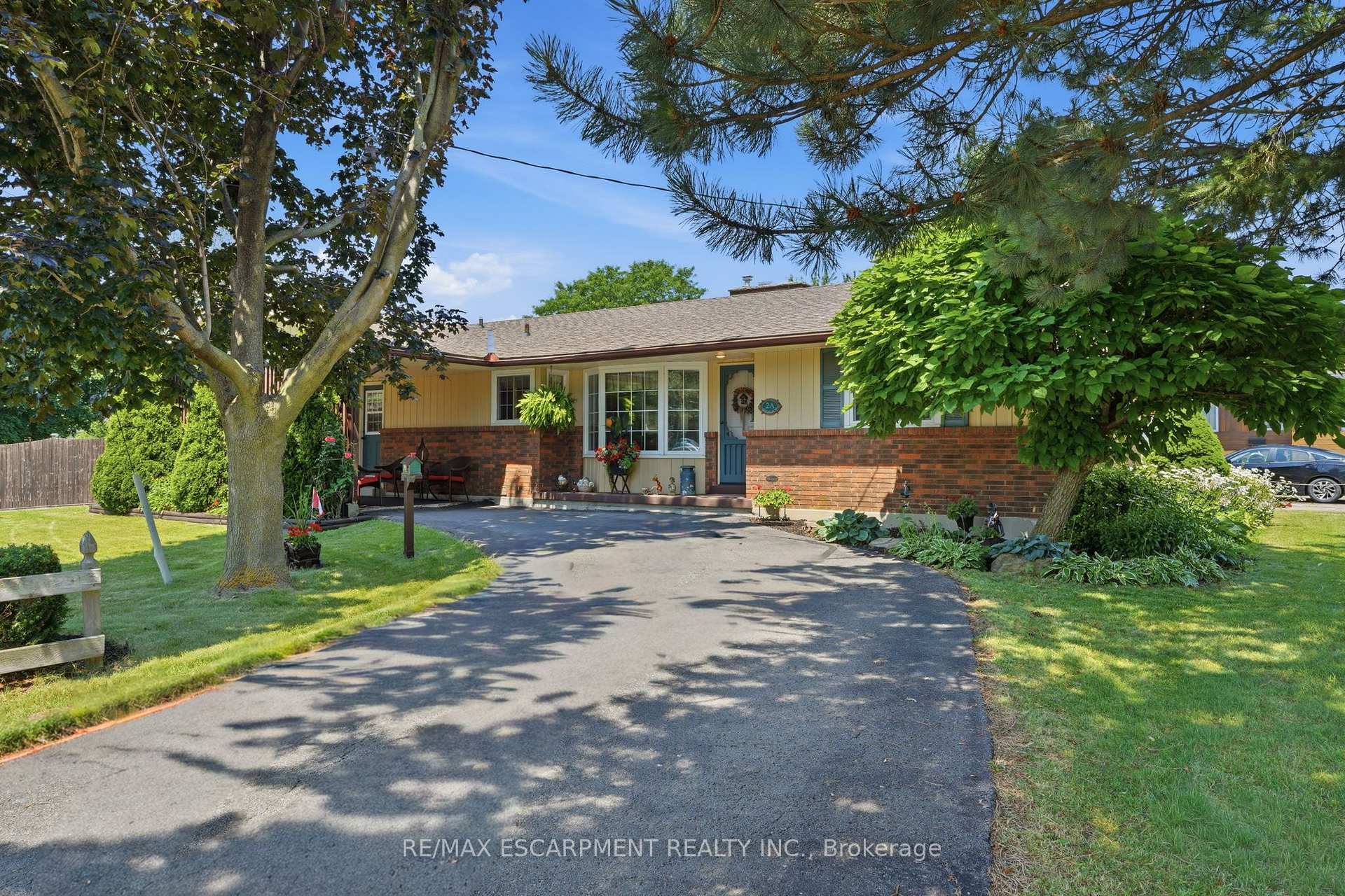 Photo 1 of 2A Valley Road, St. Catharines, Rykert/Vansickle — HOMEH