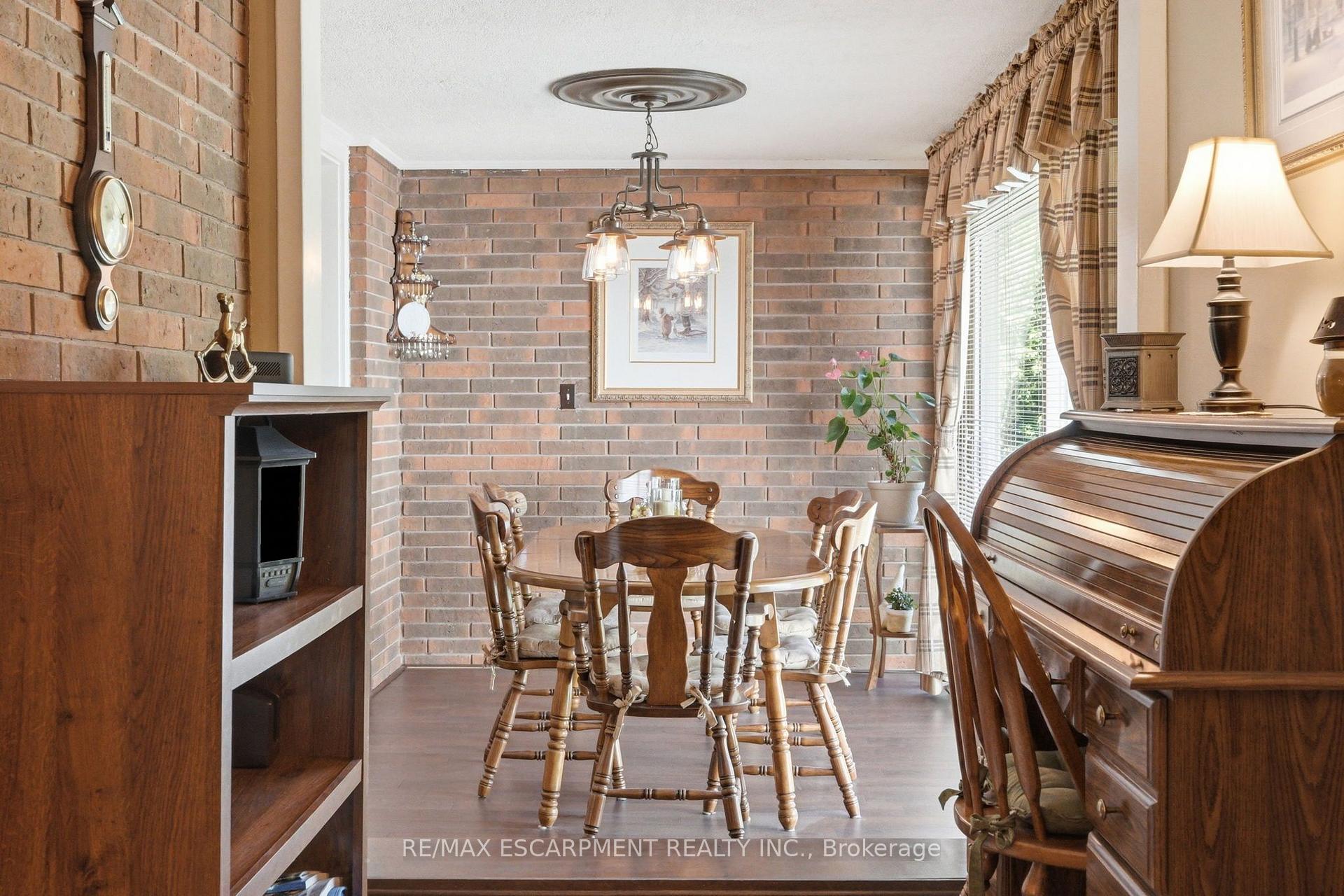 Photo 14 of 2A Valley Road, St. Catharines, Rykert/Vansickle — HOMEH