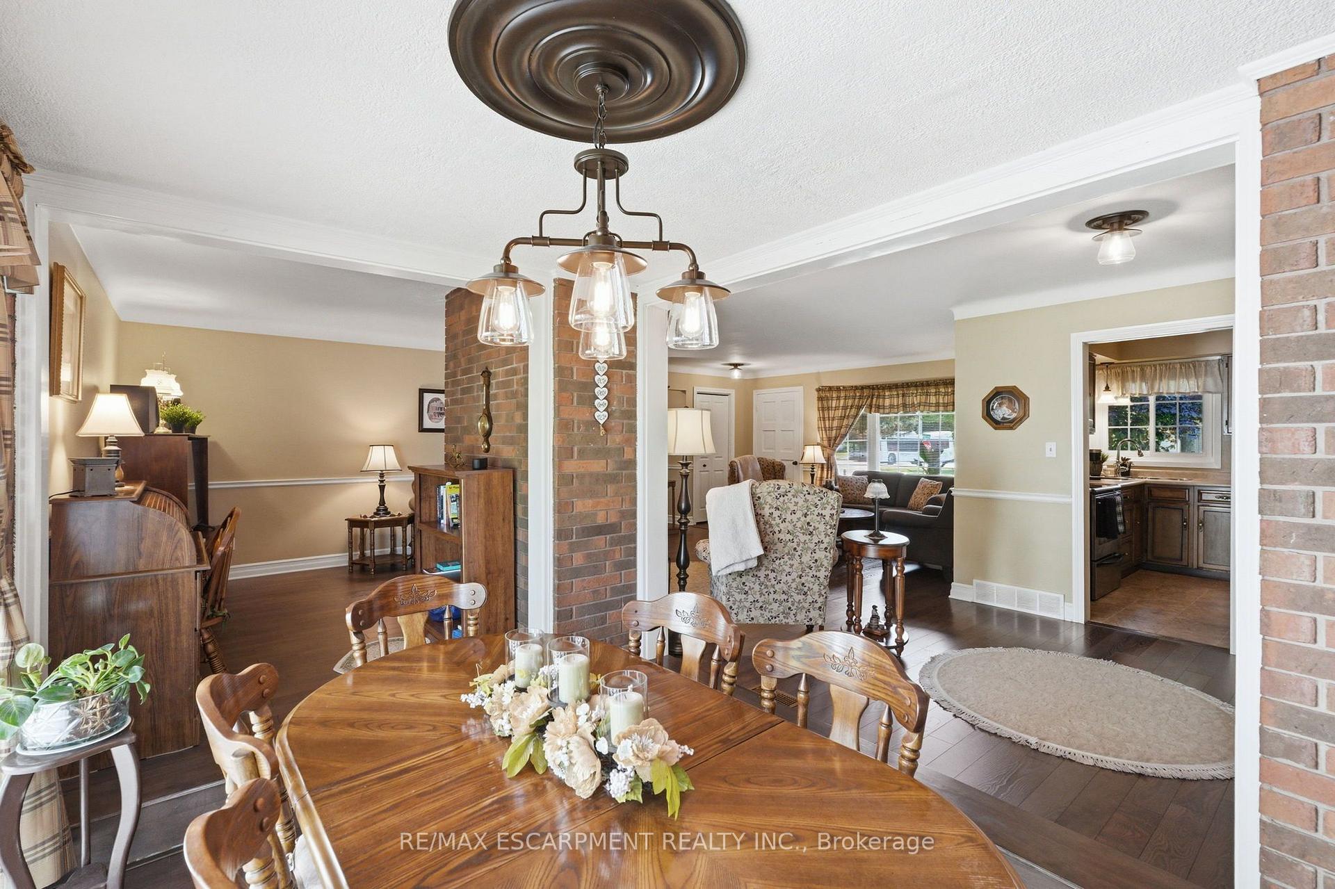 Photo 16 of 2A Valley Road, St. Catharines, Rykert/Vansickle — HOMEH