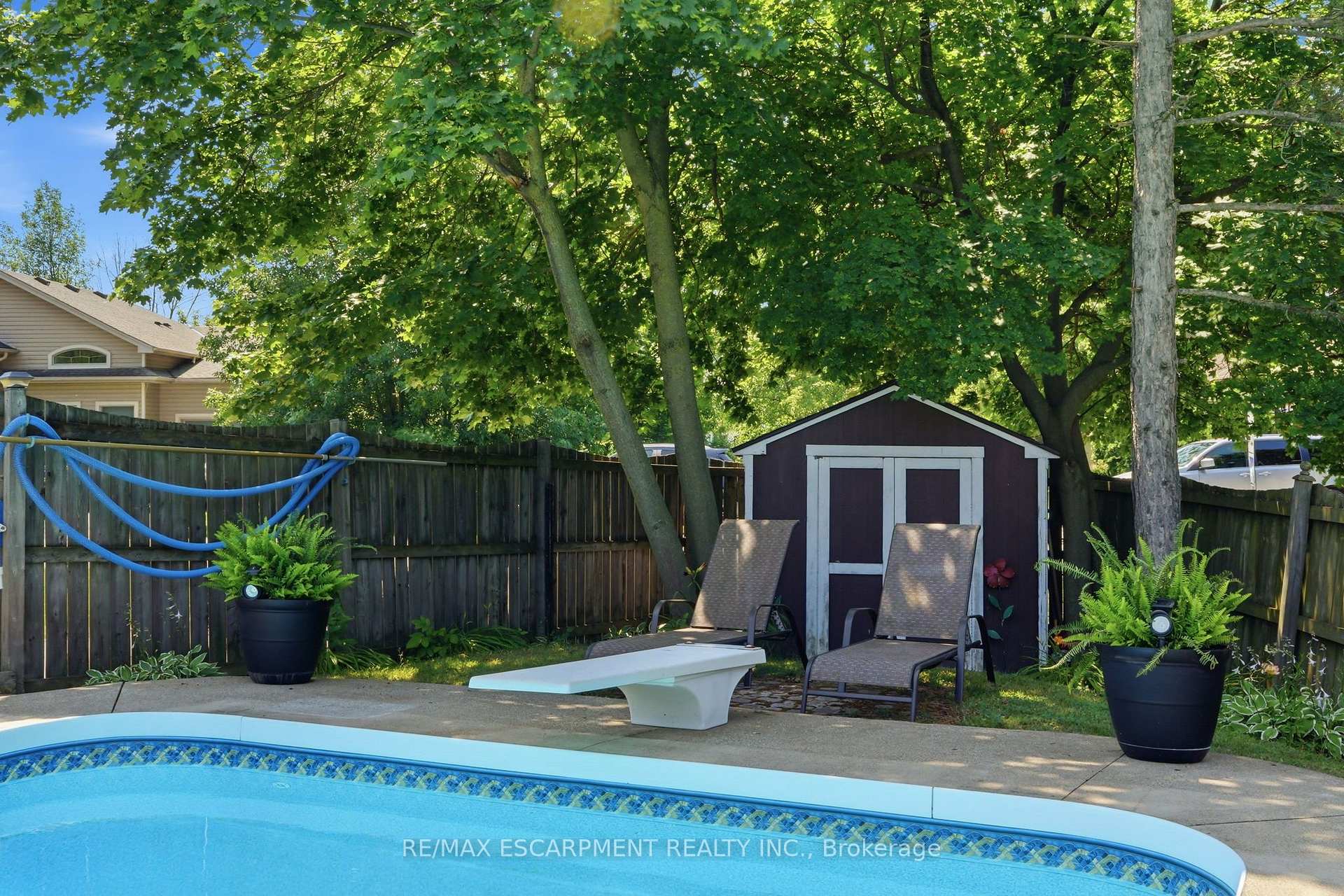 Photo 44 of 2A Valley Road, St. Catharines, Rykert/Vansickle — HOMEH