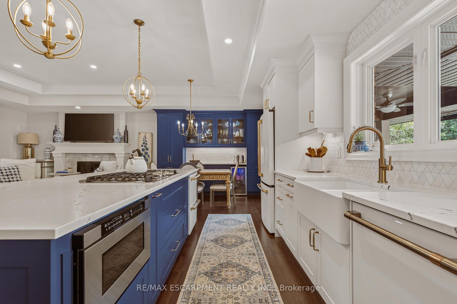 Photo 12 of 302 Harmony Road, Hamilton, Ancaster — HOMEH
