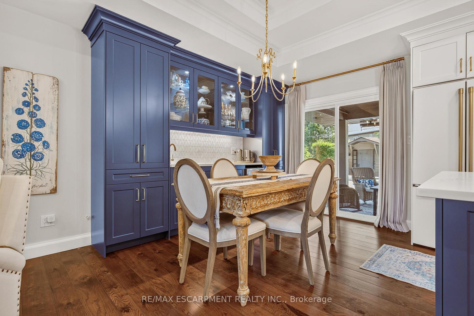 Photo 13 of 302 Harmony Road, Hamilton, Ancaster — HOMEH