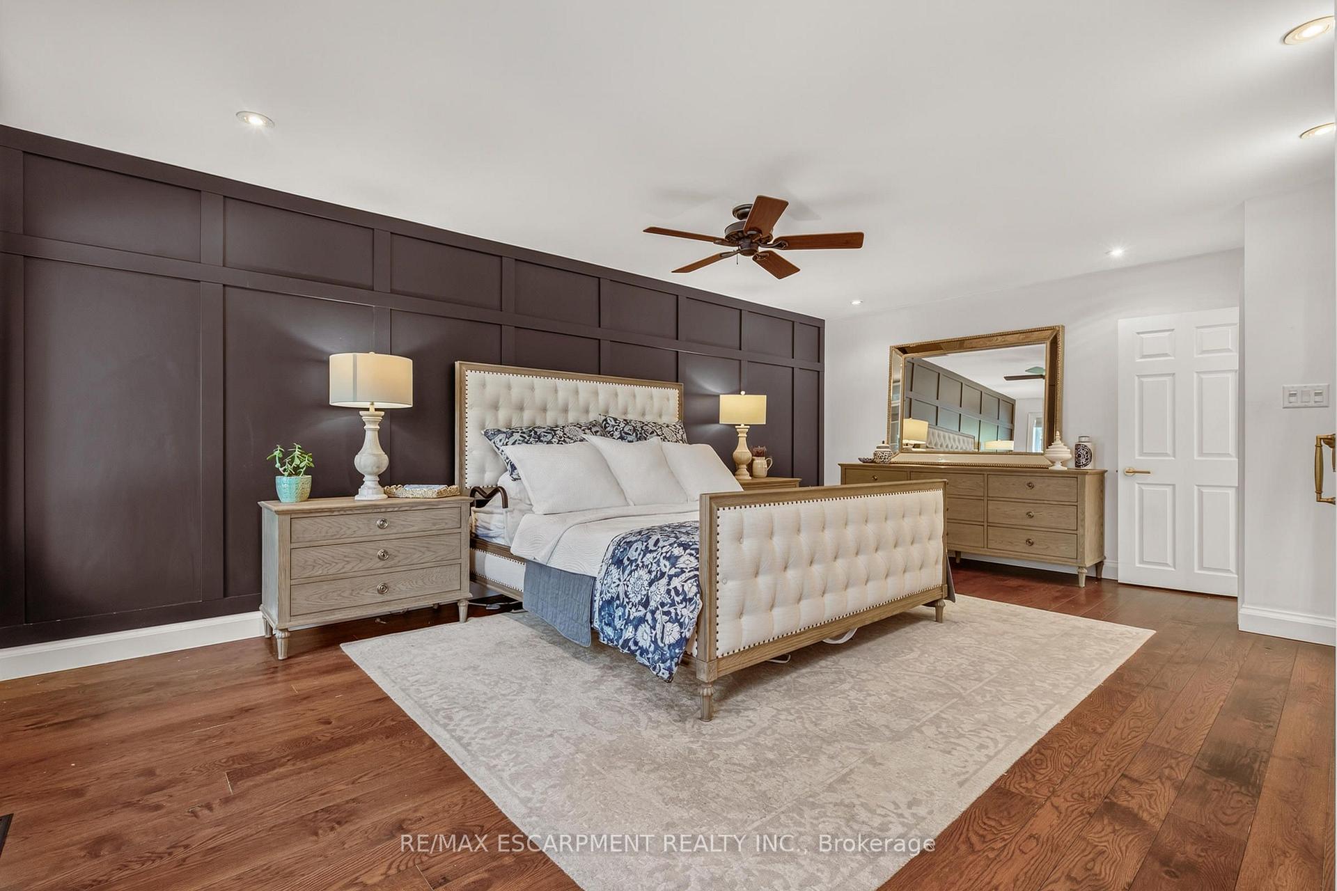Photo 20 of 302 Harmony Road, Hamilton, Ancaster — HOMEH