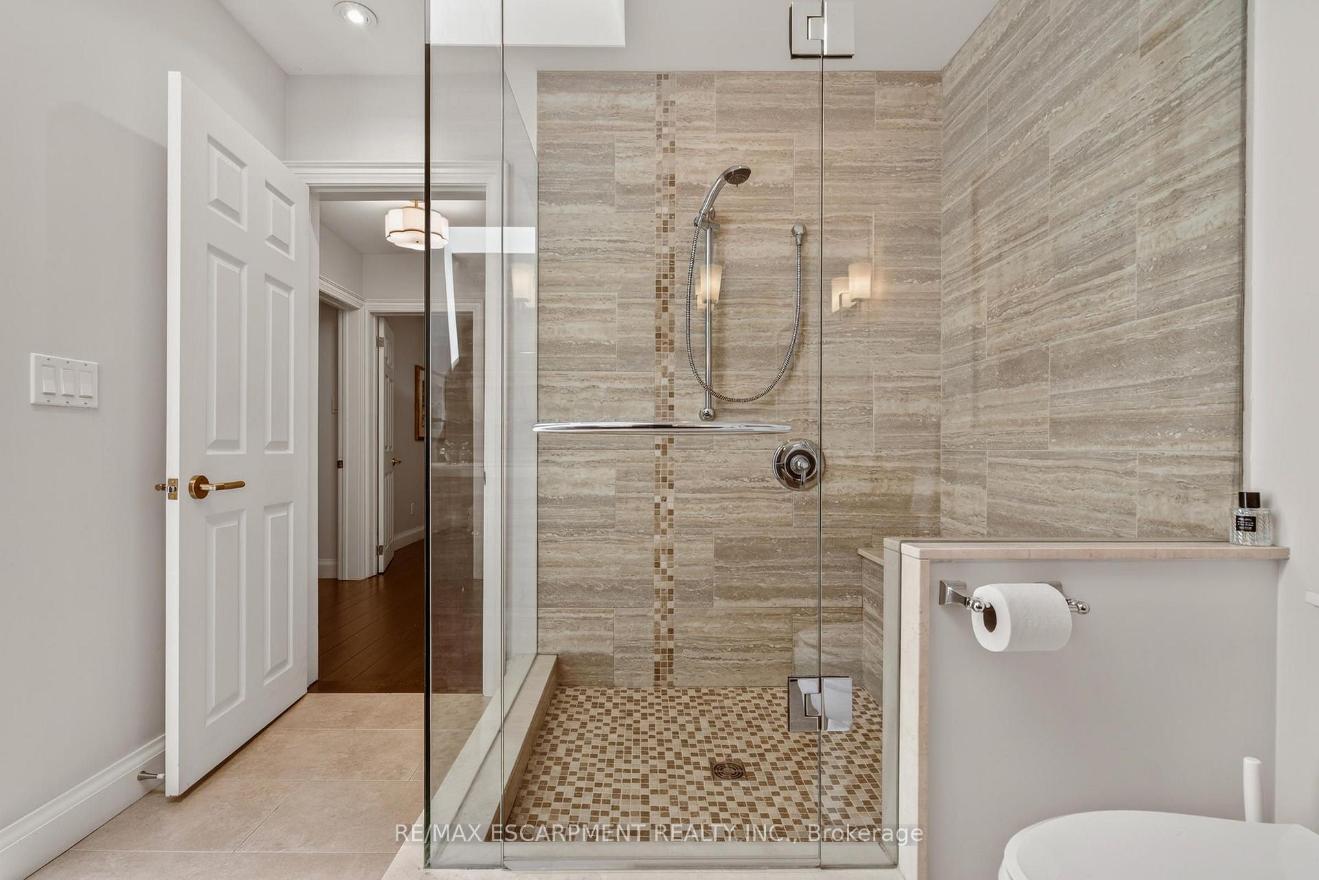 Photo 22 of 302 Harmony Road, Hamilton, Ancaster — HOMEH