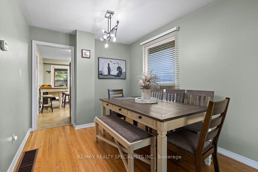 Photo 8 of 88 Shirley Street, Orangeville — HOMEH
