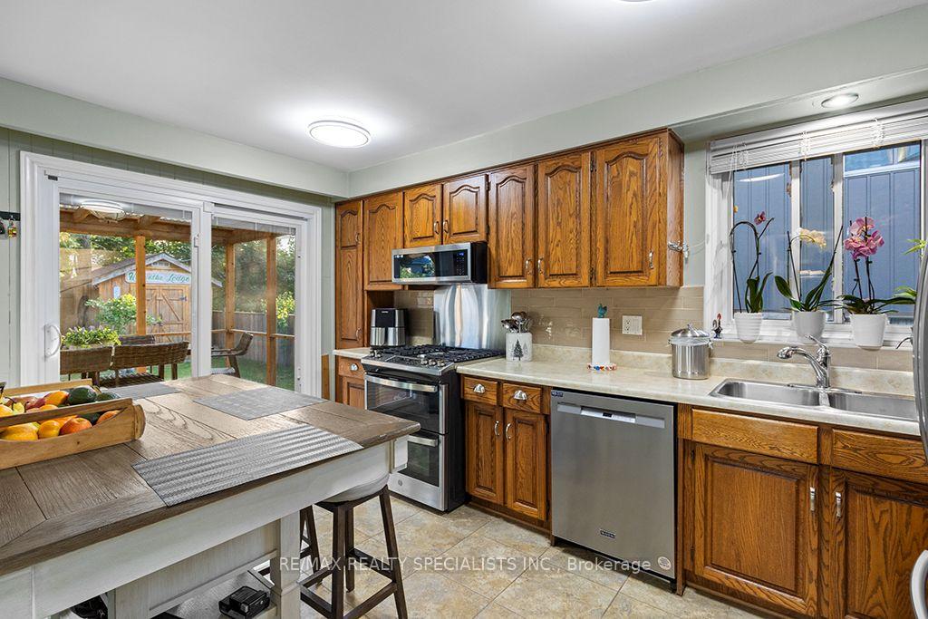 Photo 10 of 88 Shirley Street, Orangeville — HOMEH