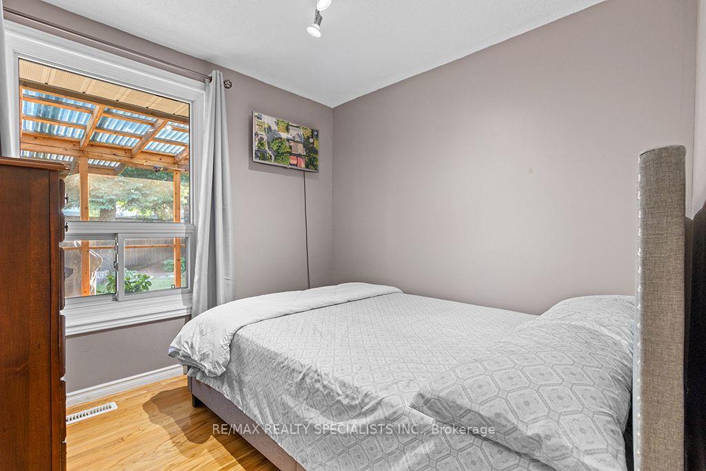 Photo 13 of 88 Shirley Street, Orangeville — HOMEH