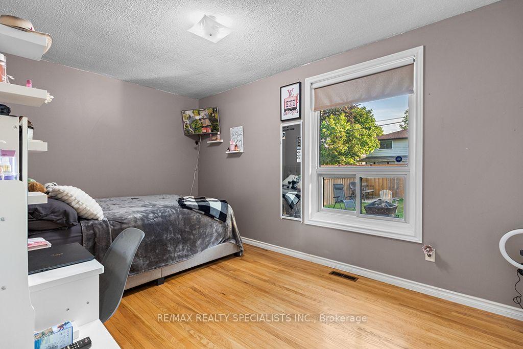 Photo 15 of 88 Shirley Street, Orangeville — HOMEH