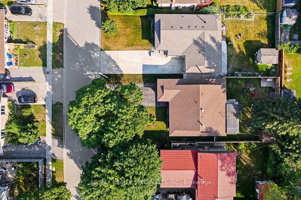 Photo 42 of 88 Shirley Street, Orangeville — HOMEH